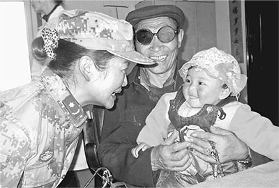 漢族媽媽和73個“玉樹寶寶”